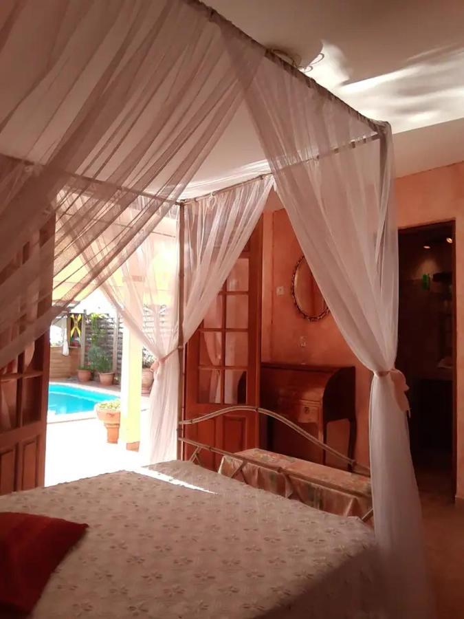 Agreable Chambre D'Hotes, Sdb, Piscine, Carbet Cuisine. Saint-Claude Eksteriør billede