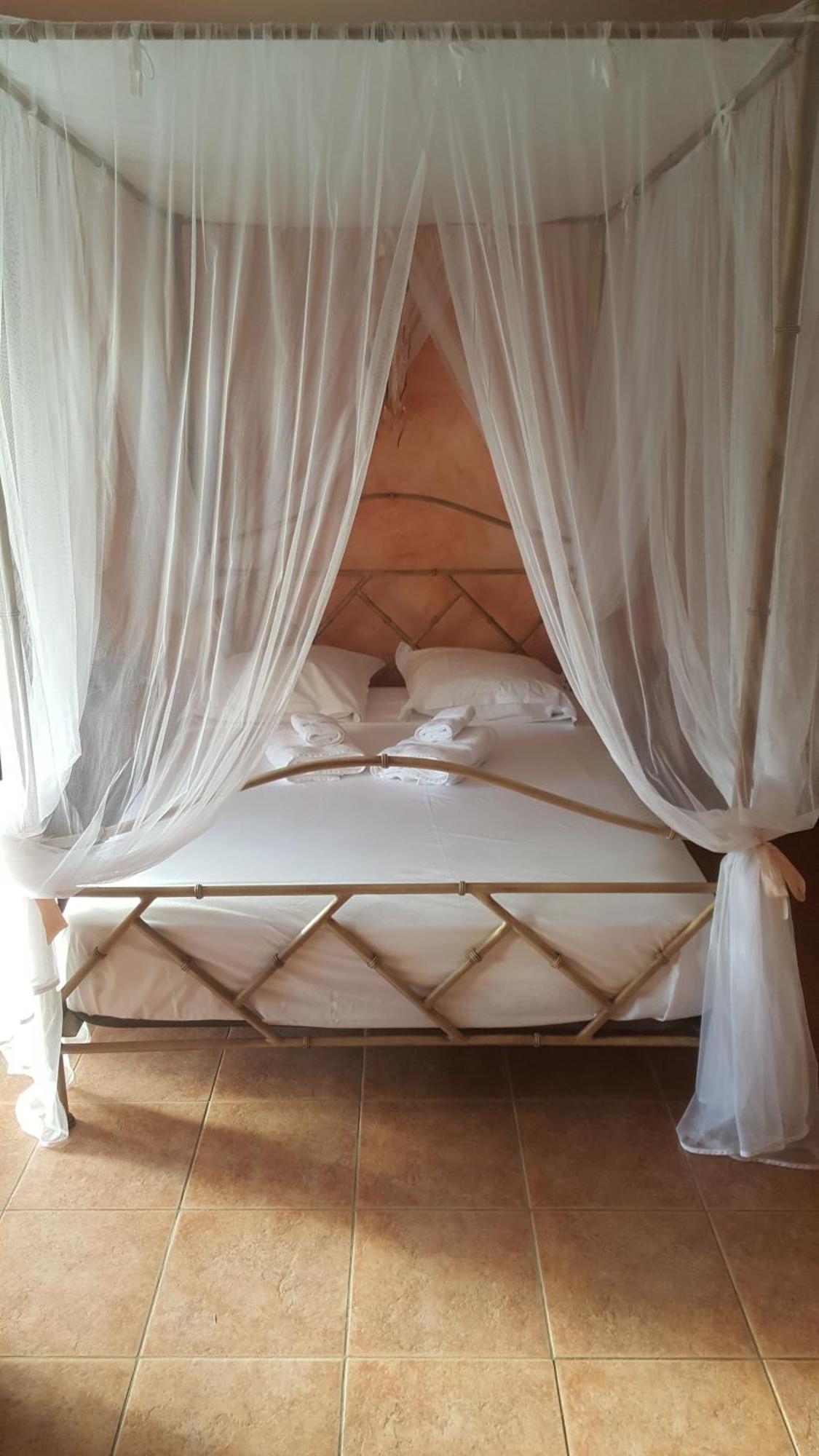 Agreable Chambre D'Hotes, Sdb, Piscine, Carbet Cuisine. Saint-Claude Eksteriør billede